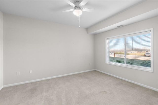 2651 NW Barry Road 108, Kansas City, MO 64154