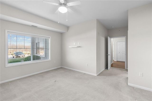 2651 NW Barry Road 108, Kansas City, MO 64154