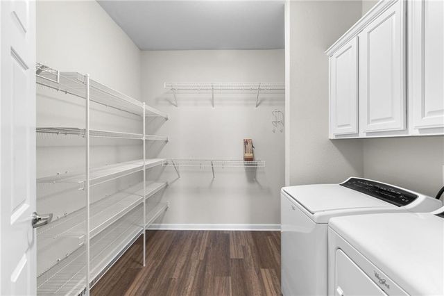 2651 NW Barry Road 108, Kansas City, MO 64154