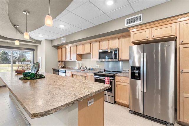 2651 NW Barry Road 108, Kansas City, MO 64154