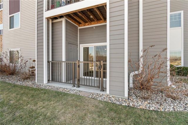 2651 NW Barry Road 108, Kansas City, MO 64154