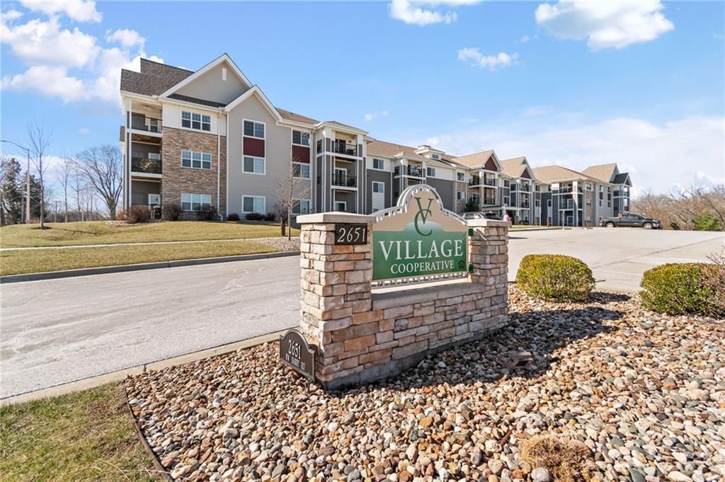 2651 NW Barry Road 108, Kansas City, MO 64154