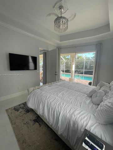 8268 SOUTHWIND BAY, Fort Myers, FL 33908