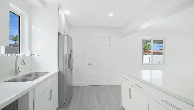 105 NE 213th St, Miami Gardens, FL 33179