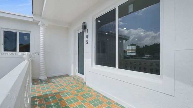 105 NE 213th St, Miami Gardens, FL 33179