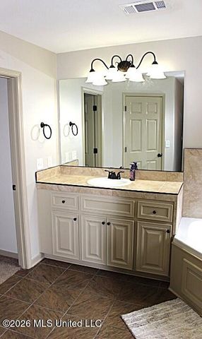 516 Brighton Trail, Florence, MS 39073