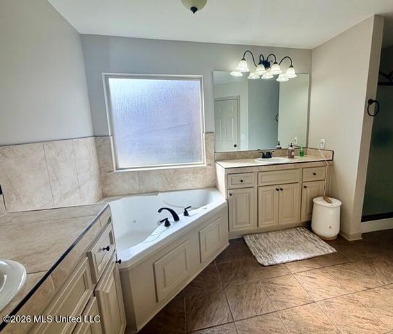 516 Brighton Trail, Florence, MS 39073