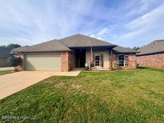 516 Brighton Trail, Florence, MS 39073