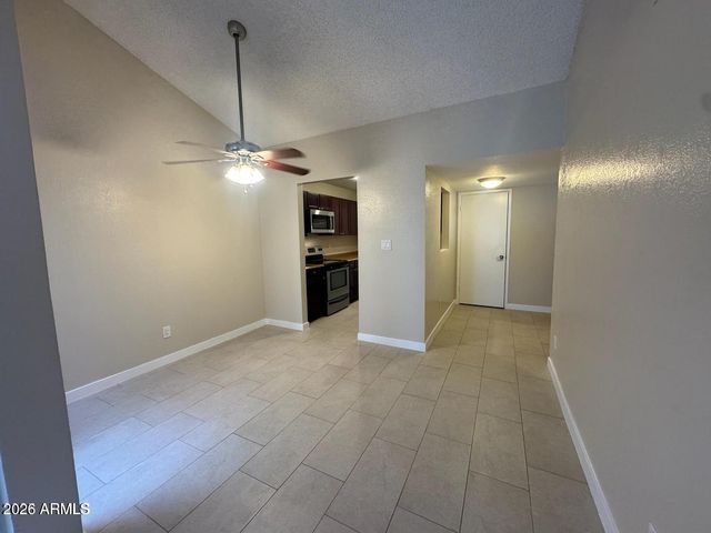4766 W CARON Street, Glendale, AZ 85302