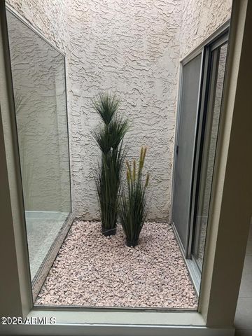 4766 W CARON Street, Glendale, AZ 85302