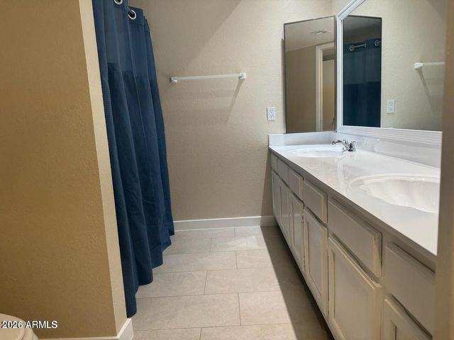4766 W CARON Street, Glendale, AZ 85302