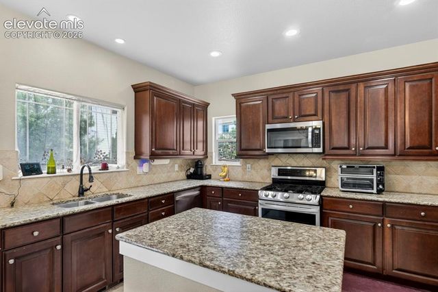 6660 Big Leaf Lane, Colorado Springs, CO 80927