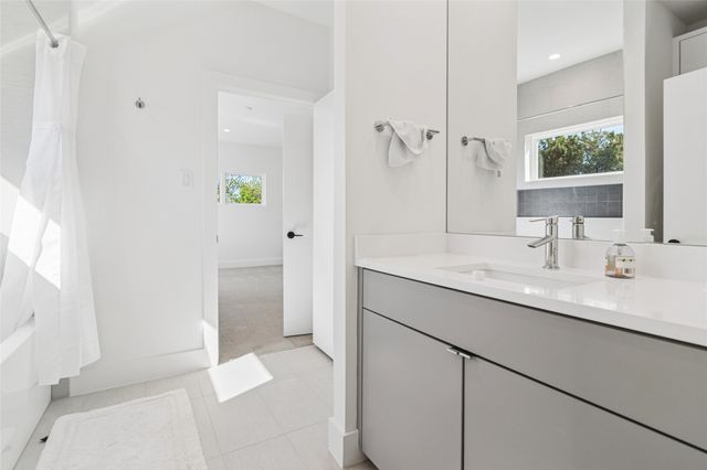 3932 Valley Ridge Road, Dallas, TX 75220