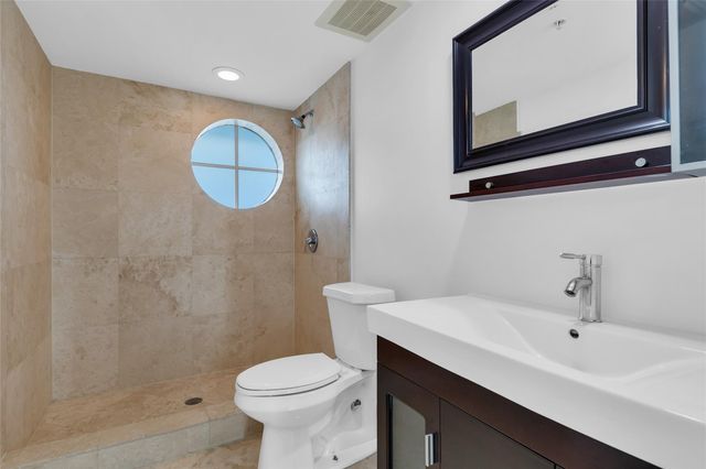 900 SE 2nd Street 502, Fort Lauderdale, FL 33301