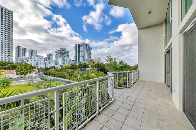 900 SE 2nd Street 502, Fort Lauderdale, FL 33301