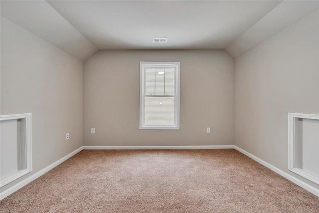 208 WEXFORD ST, Staunton, VA 24401