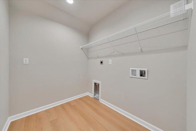 208 WEXFORD ST, Staunton, VA 24401