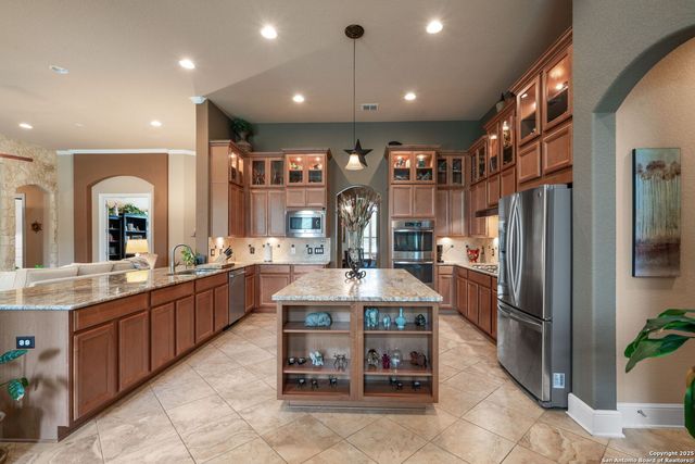 28918 Bearcat, Boerne, TX 78006