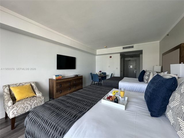 2889 Mcfarlane Rd 1409, Miami, FL 33133