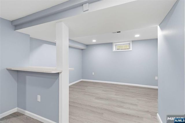 77 Lakeside Avenue, Pompton Lakes, NJ 07442