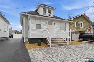 77 Lakeside Avenue, Pompton Lakes, NJ 07442