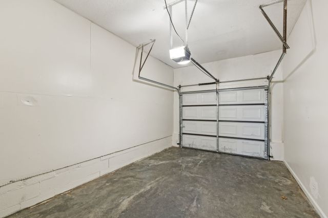1421 Huntington Dr, Murfreesboro, TN 37130