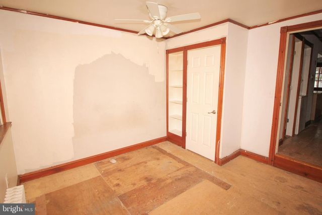 514 HARTFORD RD, Mount Laurel, NJ 08054