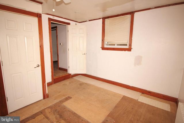 514 HARTFORD RD, Mount Laurel, NJ 08054