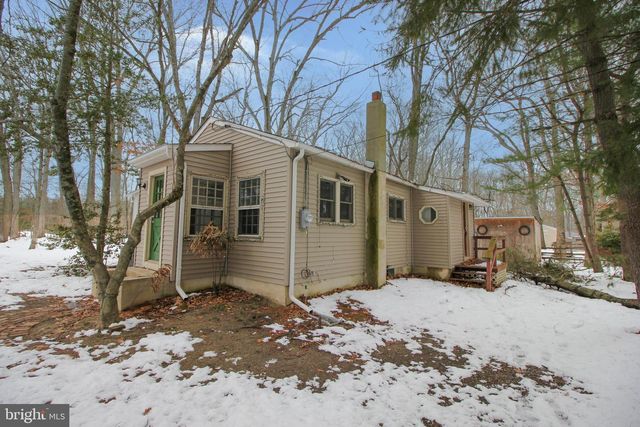 514 HARTFORD RD, Mount Laurel, NJ 08054