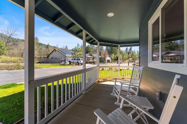 244 Cedar Brook Lane, Cave Junction, OR 97523