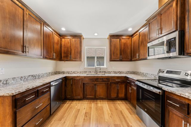 244 Cedar Brook Lane, Cave Junction, OR 97523