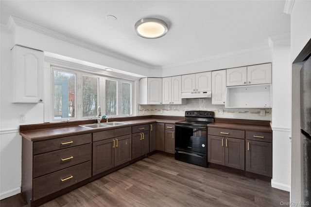 64 Bayberry Drive, Monroe, NY 10950