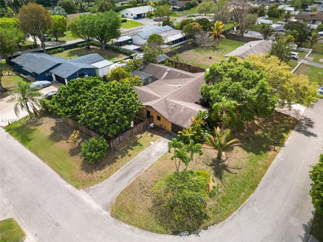 28101 SW 161st Ave, Miami, FL 33033