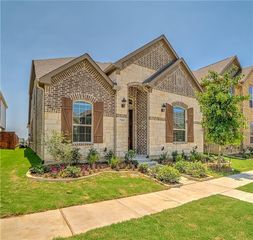 7124 Isle Royal Lane, Irving, TX 75063