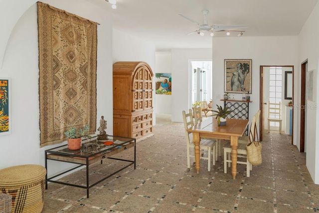 411 BRAVOS DE BOSTON, Vieques, PR 00765