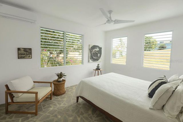 411 BRAVOS DE BOSTON, Vieques, PR 00765