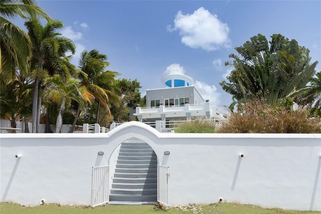 411 BRAVOS DE BOSTON, Vieques, PR 00765