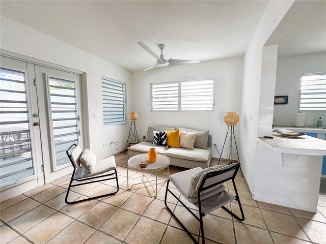 411 BRAVOS DE BOSTON, Vieques, PR 00765