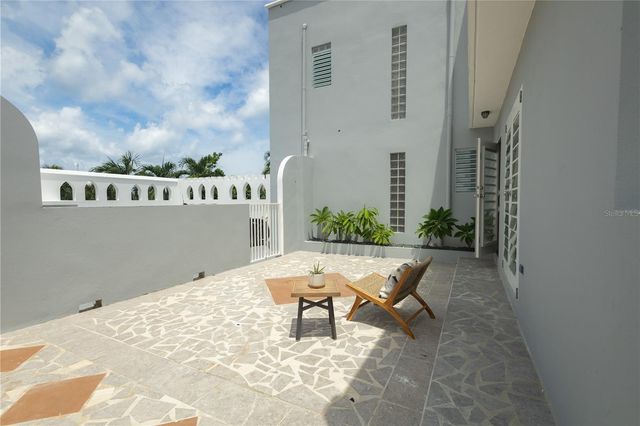 411 BRAVOS DE BOSTON, Vieques, PR 00765