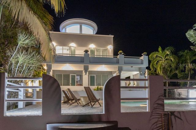 411 BRAVOS DE BOSTON, Vieques, PR 00765