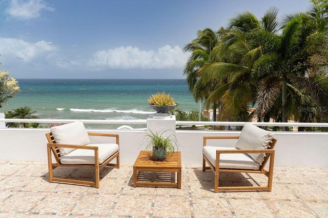 411 BRAVOS DE BOSTON, Vieques, PR 00765