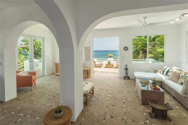 411 BRAVOS DE BOSTON, Vieques, PR 00765