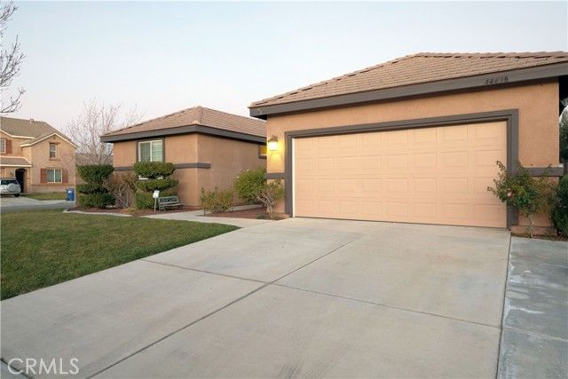 44638 Painted Desert, Lancaster, CA 93536