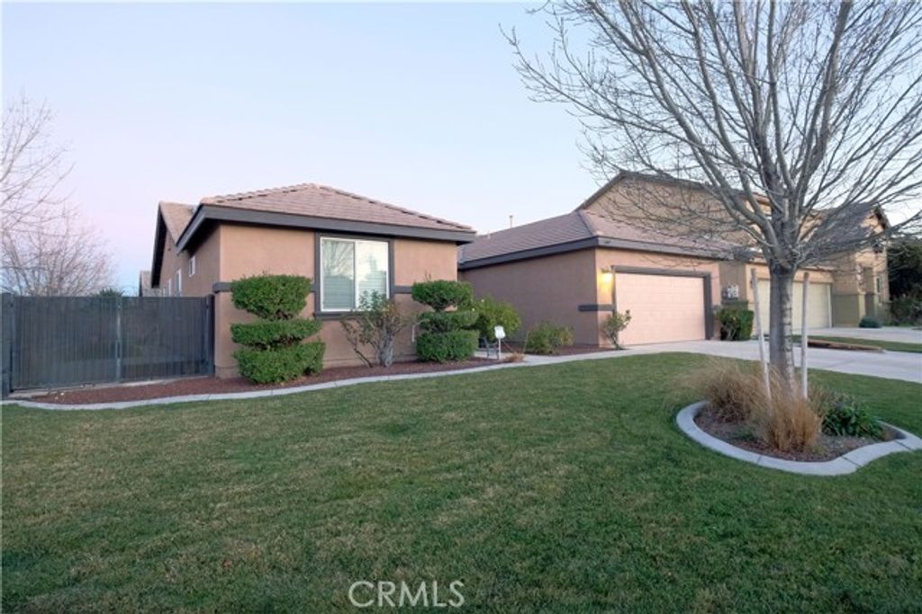 44638 Painted Desert, Lancaster, CA 93536