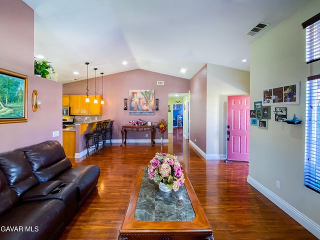3320 Kipper Court, Lancaster, CA 93535
