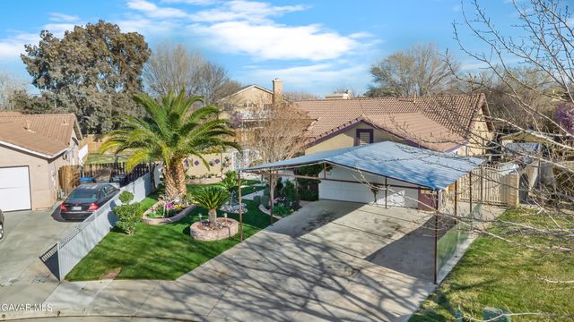 3320 Kipper Court, Lancaster, CA 93535