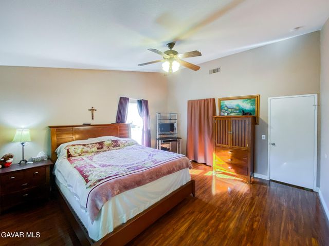 3320 Kipper Court, Lancaster, CA 93535