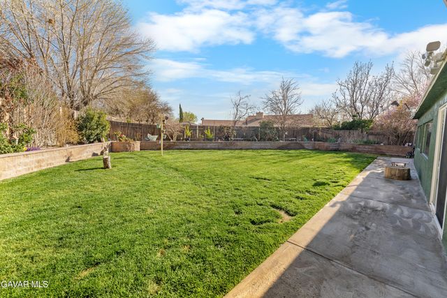 3320 Kipper Court, Lancaster, CA 93535