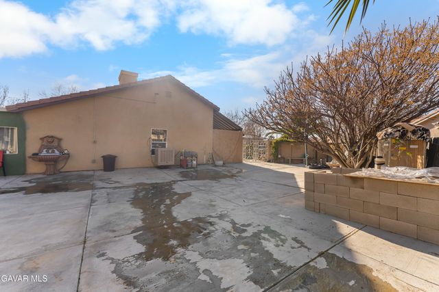 3320 Kipper Court, Lancaster, CA 93535