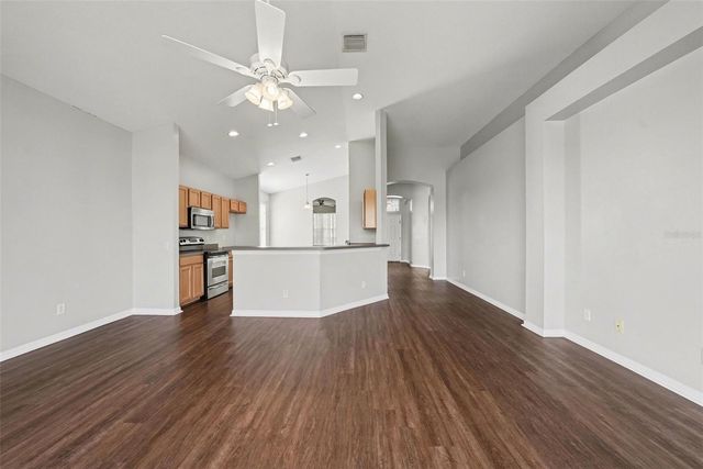636 TANANA FALL DRIVE, Ruskin, FL 33570